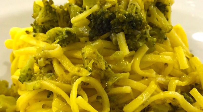 Tajarin mit Broccoli bei Eataly im Piemont