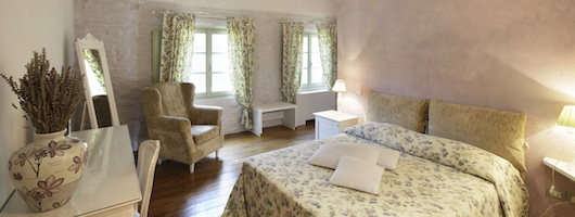 Wellness Hotel mit Restaurant am Teich beim Winzer in den Marken