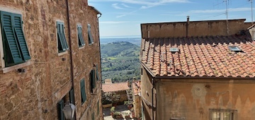 Genussreise mit Meerblick  Campiglia Marittima  Genussreise mit Meerblick  Campiglia Marittima
