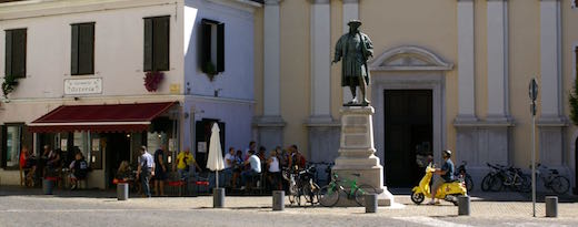 Piazza in Cormons Piazza in Cormons
