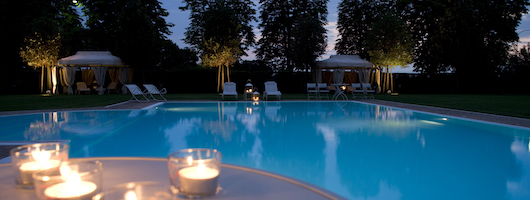 Friaul Agritursimo Swimmingpool Weinverkostung Friaul Agritursimo Swimmingpool Weinverkostung